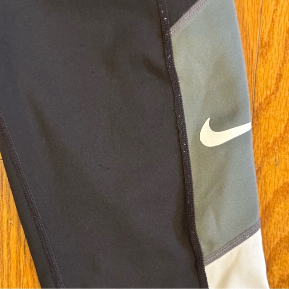 Nike Black and Gray Leggings Girls Size M - Picture 4 of 5
